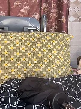 Snapshot of REMOVE- chatting on 03/02/26, 05:08 REMOVE- online show from 03/02/26, 05:08