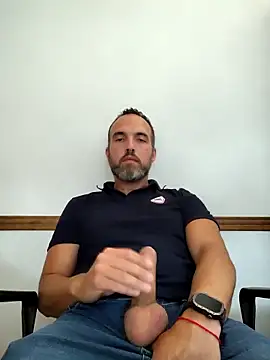 leon3875 online show from 02/02/26, 03:22