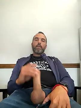 leon3875 online show from 02/06/26, 03:37