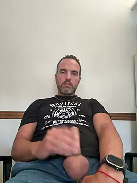 leon3875 online show from 02/18/26, 03:19