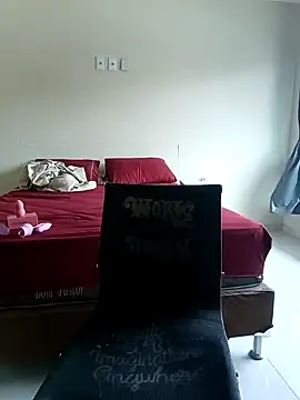 Escarlate4you  online show from 01/15/25, 02:35