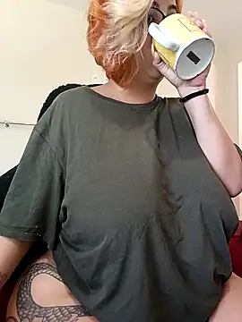 Escarlate4you  online show from 12/14/25, 10:09