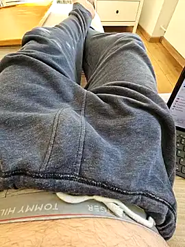 Snapshot of BigPassion89 chatting on 02/02/25, 01:30 BigPassion89 online show from 02/02/25, 01:30