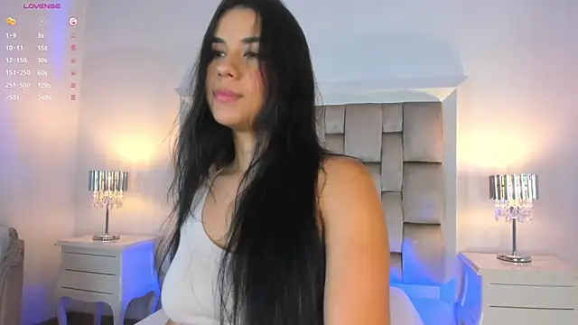 Mara Betancurt online show from 01/11/25, 03:02