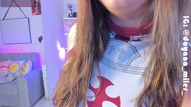 Snapshot of _dayana_miler chatting on 02/21/25, 12:05 dayana miler online show from 02/21/25, 12:05