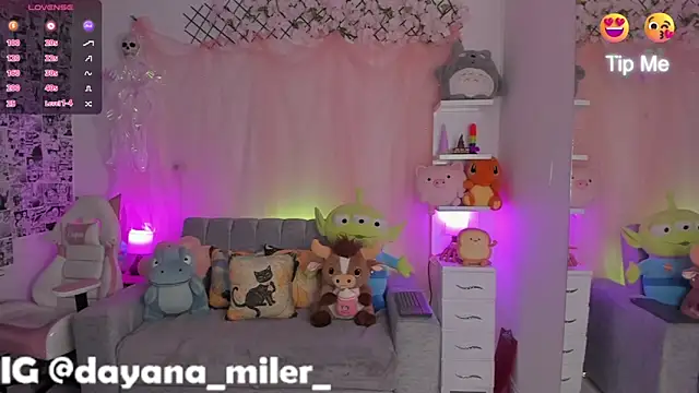Snapshot of _dayana_miler chatting on 10/29/25, 01:57 dayana miler online show from 10/29/25, 01:57