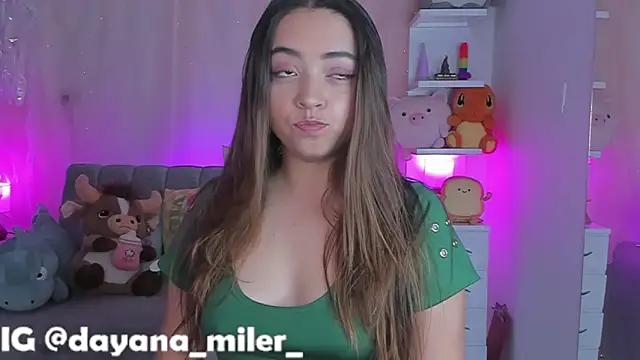 Snapshot of _dayana_miler chatting on 11/12/25, 02:50 dayana miler online show from 11/12/25, 02:50