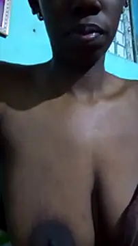 Snapshot of lachilena027 chatting on 01/26/25, 03:06 lachilena027 online show from 01/26/25, 03:06