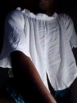 Snapshot of lachilena027 chatting on 03/07/25, 01:29 lachilena027 online show from 03/07/25, 01:29