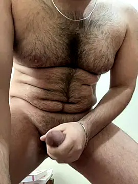 Snapshot of rpotktkkt chatting on 11/12/25, 10:15 rpotktkkt online show from 11/12/25, 10:15