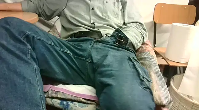 Giulio35 Pika online show from 03/18/25, 05:10