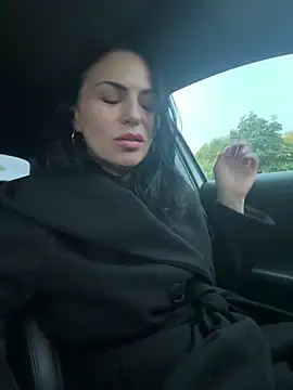 KimKelly13 online show from 11/17/25, 07:14