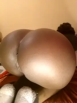 Misskhalifa  online show from 10/24/25, 12:23