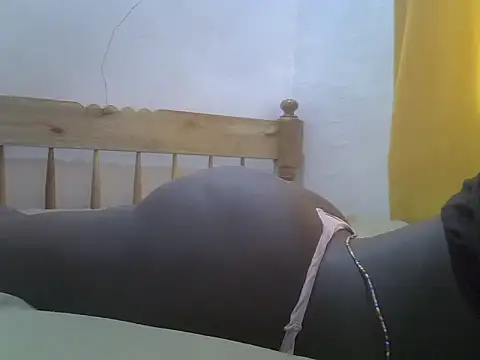 Snapshot of Mercydiva chatting on 09/13/25, 12:16 Mercydiva online show from 09/13/25, 12:16