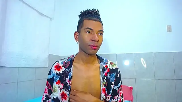 Snapshot of Dharwinth_25 chatting on 11/22/25, 12:59 Dharwinth 25 online show from 11/22/25, 12:59