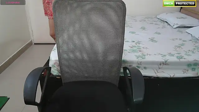 Annu-Darling online show from 01/15/25, 07:26