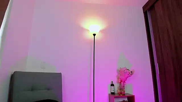 Lilabril online show from 02/20/25, 04:14