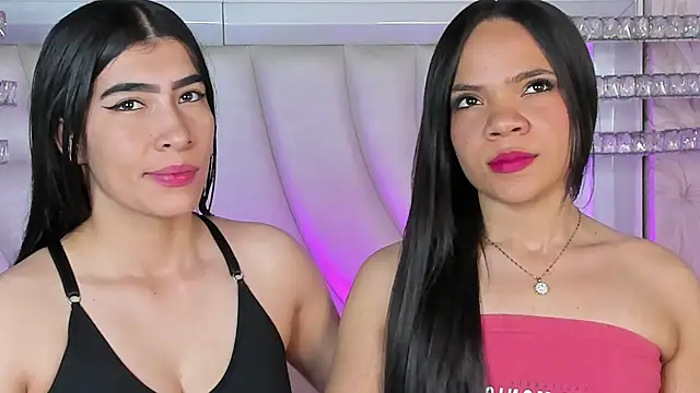 siara and zoe online show from 04/07/26, 11:37