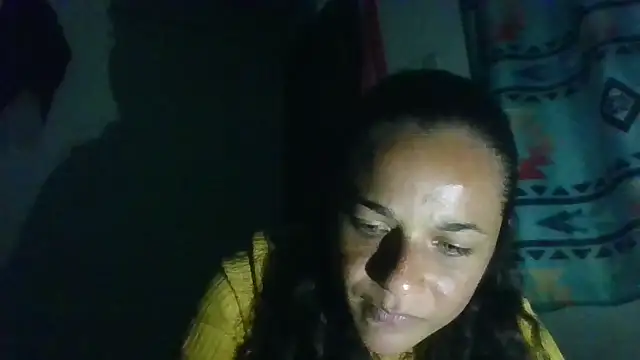 Snapshot of GiveLove1 chatting on 12/28/24, 03:26 GiveLove1 online show from 12/28/24, 03:26