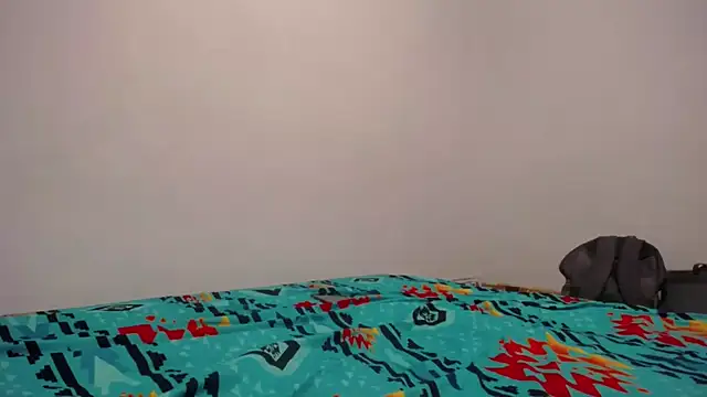 Snapshot of GiveLove1 chatting on 01/01/25, 03:34 GiveLove1 online show from 01/01/25, 03:34