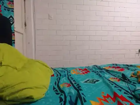 Snapshot of GiveLove1 chatting on 02/25/25, 04:46 GiveLove1 online show from 02/25/25, 04:46