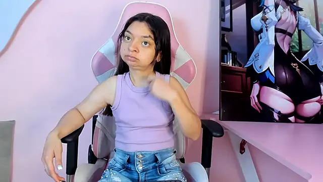 Snapshot of CharlotteMuller chatting on 02/11/26, 05:07 CharlotteMuller online show from 02/11/26, 05:07