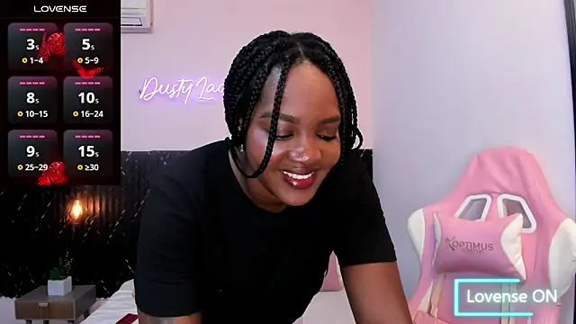 Snapshot of chanel_brunette chatting on 09/28/25, 06:46 chanel brunette online show from 09/28/25, 06:46