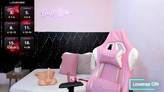 Snapshot of chanel_brunette chatting on 10/20/25, 07:25 chanel brunette online show from 10/20/25, 07:25