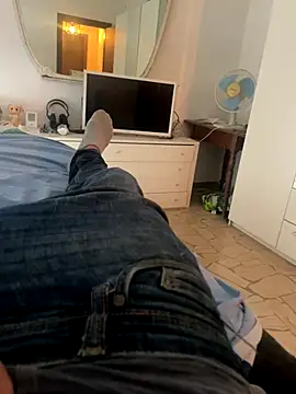 Snapshot of Edosxxl chatting on 09/13/25, 02:17 Edosxxl online show from 09/13/25, 02:17