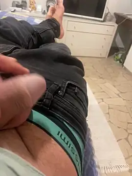 Snapshot of Edosxxl chatting on 09/14/25, 07:13 Edosxxl online show from 09/14/25, 07:13