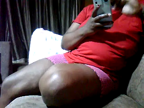 Snapshot of cutey-smile chatting on 03/17/25, 07:15 cutey-smile online show from 03/17/25, 07:15