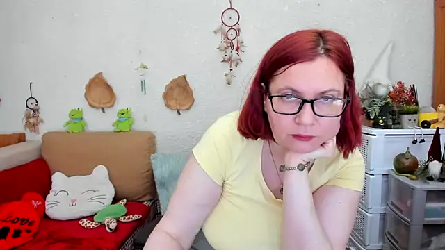 Snapshot of PlayfullMature chatting on 03/14/25, 10:07 PlayfullMature online show from 03/14/25, 10:07