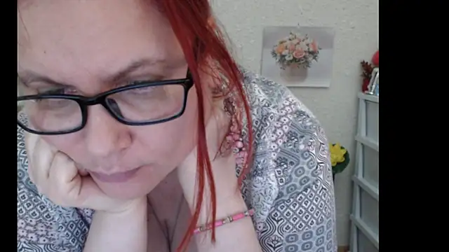 Snapshot of PlayfullMature chatting on 09/20/25, 10:11 PlayfullMature online show from 09/20/25, 10:11