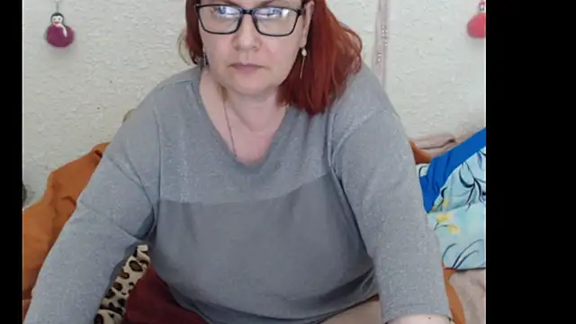 Snapshot of PlayfullMature chatting on 11/03/25, 04:47 PlayfullMature online show from 11/03/25, 04:47