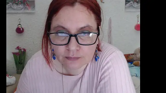 Snapshot of PlayfullMature chatting on 11/22/25, 07:13 PlayfullMature online show from 11/22/25, 07:13