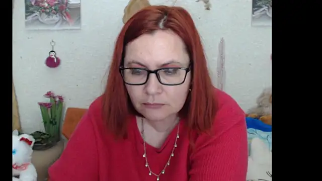 Snapshot of PlayfullMature chatting on 11/29/25, 07:50 PlayfullMature online show from 11/29/25, 07:50