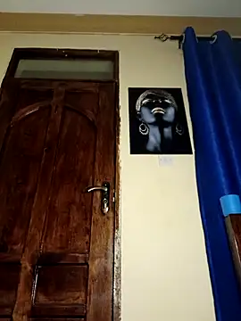 Snapshot of queennapal chatting on 03/14/25, 01:48 queennapal online show from 03/14/25, 01:48