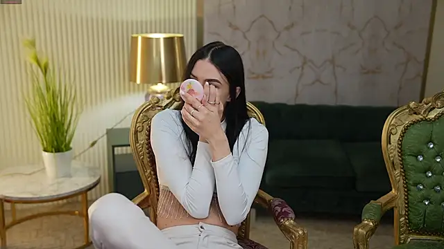 Tina Breeze online show from 03/21/25, 07:44