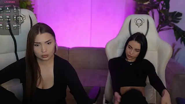 Tina Breeze online show from 12/17/25, 08:20