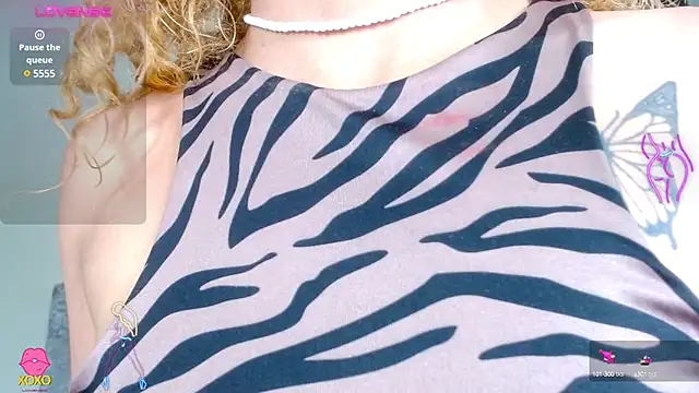 Eva Hoot online show from 12/22/24, 01:55