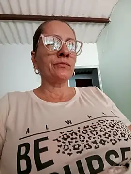 deisy summers47x online show from 02/16/25, 02:32