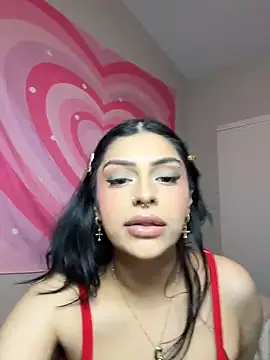 Snapshot of ThickerThanYoBitch chatting on 02/07/26, 10:30 ThickerThanYoBitch online show from 02/07/26, 10:30