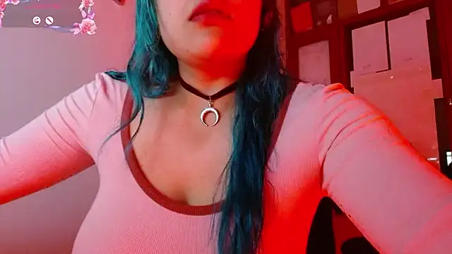 Snapshot of Evethereal chatting on 09/30/25, 03:22 Evethereal online show from 09/30/25, 03:22