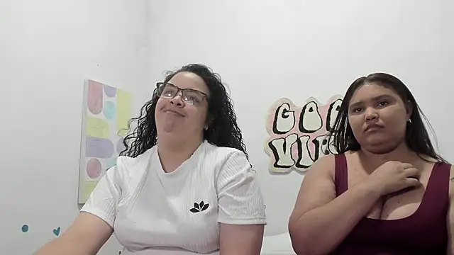 Snapshot of Danielaandximena chatting on 02/06/26, 12:04 Danielaandximena online show from 02/06/26, 12:04