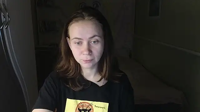 Riley Roo online show from 11/17/25, 04:46