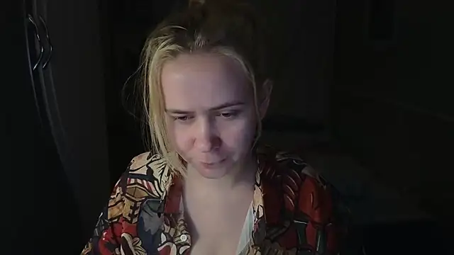 Riley Roo online show from 02/11/26, 05:07