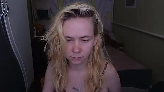 Riley Roo online show from 03/31/26, 08:48