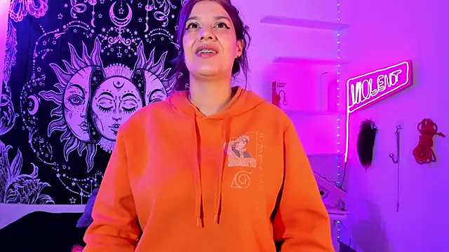 Violet-Queen online show from 02/26/26, 04:33