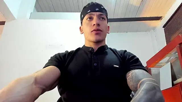 aquiles 51 online show from 10/29/25, 07:26