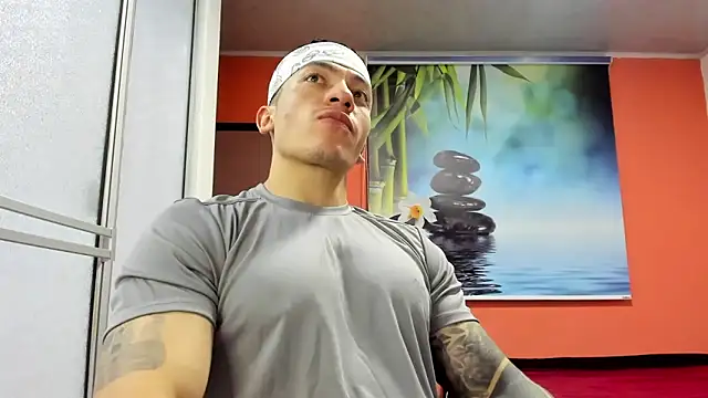 aquiles 51 online show from 02/12/26, 02:01